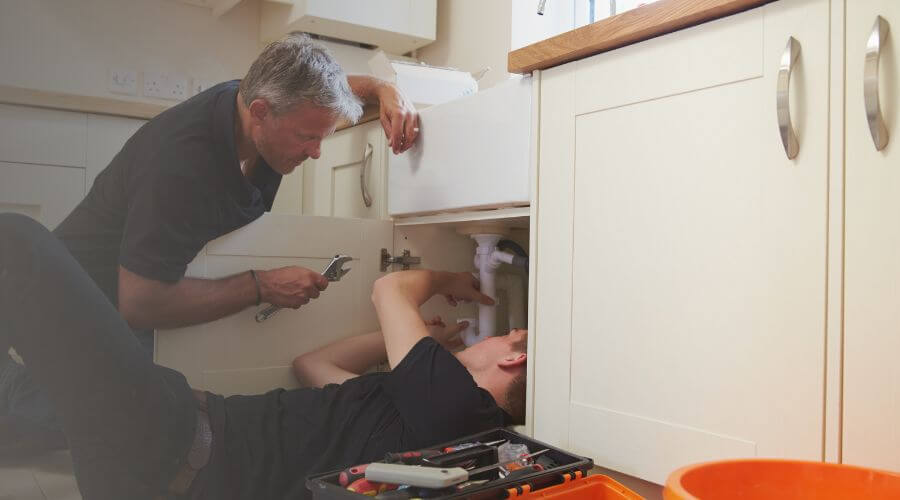 Professional burst pipe repair services in Clarendon, TX